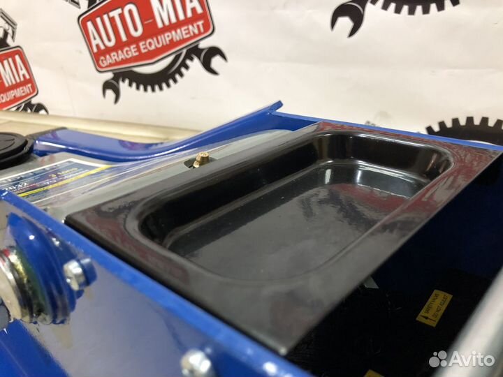 Домкрат подкатной