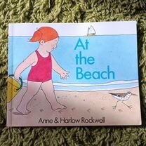 Книги на английском языке для детей AT the Beach