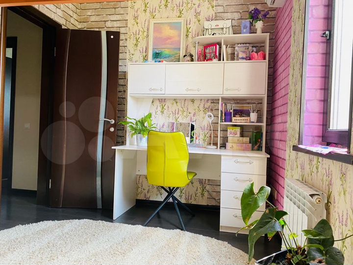 3-к. квартира, 130 м², 3/22 эт.