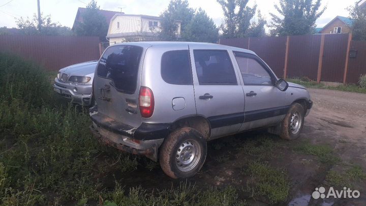 Нива Chevrolet разбор 2004г