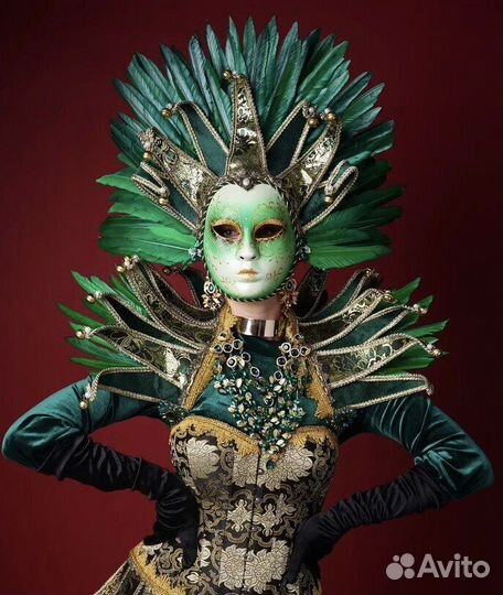 Ходулист на мероприятие