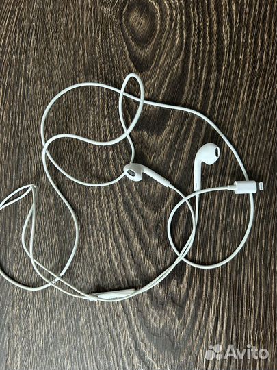 Наушники apple earpods lightning