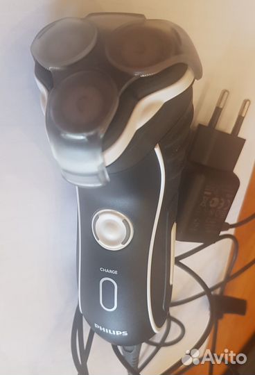 Электробритва Philips HQ 7310