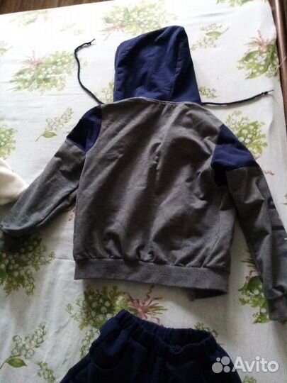 Спортивный костюм