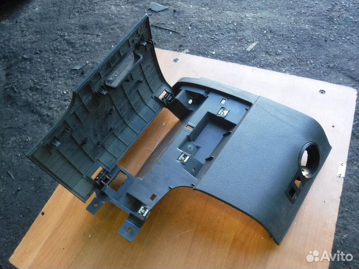 Накладка декоративная Volkswagen Caddy 3