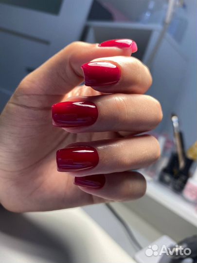 Маникюр бесплатно