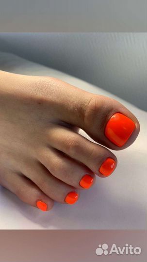 Маникюр, педикюр, наращивание ногтей