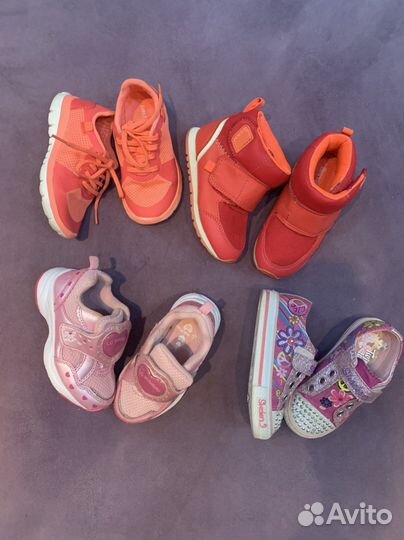 Кроссовки для девочки