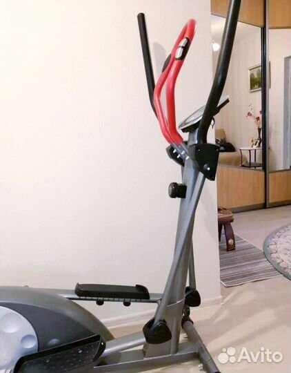 Эллиптический тренажер atemi