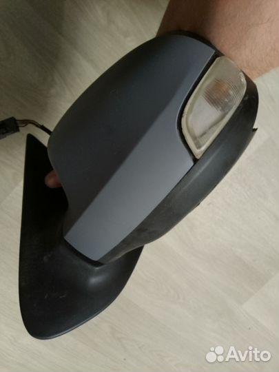 Зеркало левое renault logan 2 2015 года