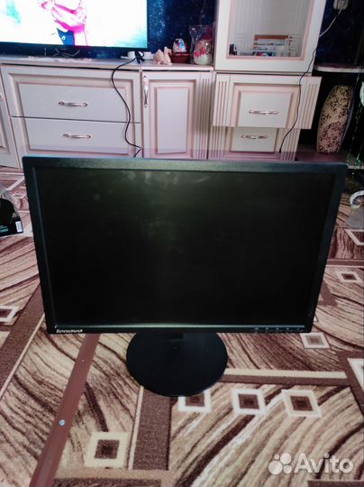 Монитор lenovo think vision