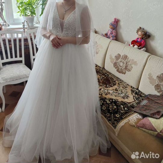 Свадебное платье на прокат 44-46