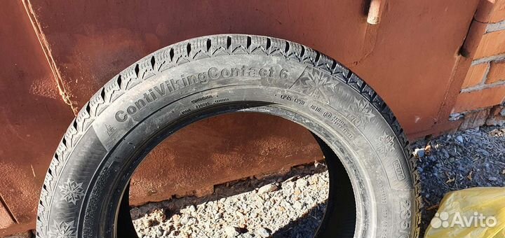 Continental ContiVikingContact 6 235/60 R18