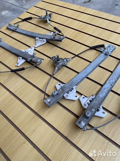 Стеклоподьемник мех. Hyundai Accent Il