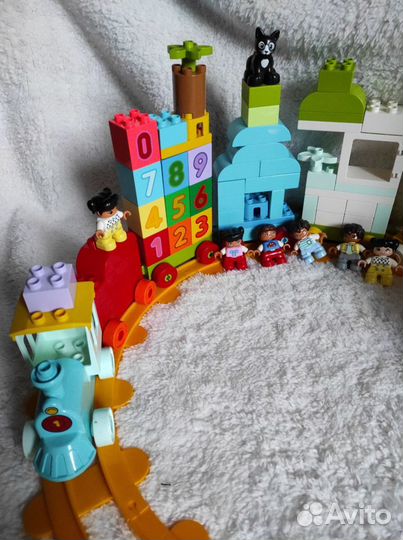 Lego duplo поезд играй и считай около 80 деталей