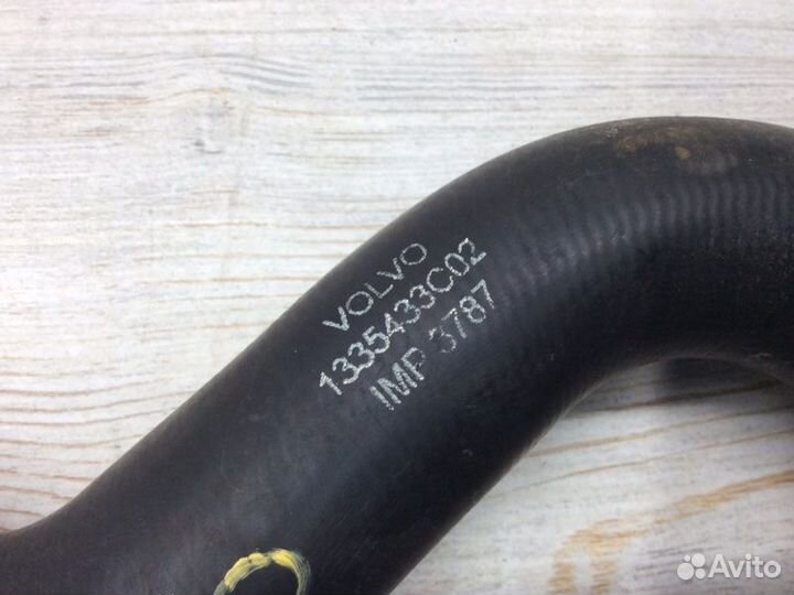 Патрубок радиатора Volvo V70 1997-2000