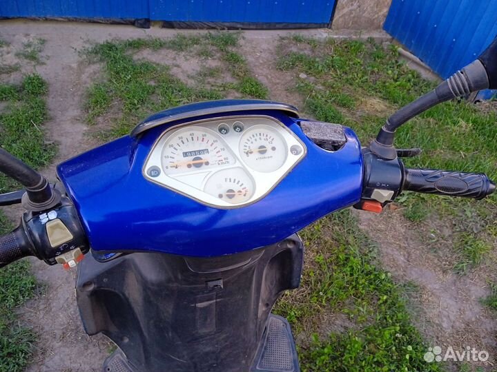 Скутер Motoland
