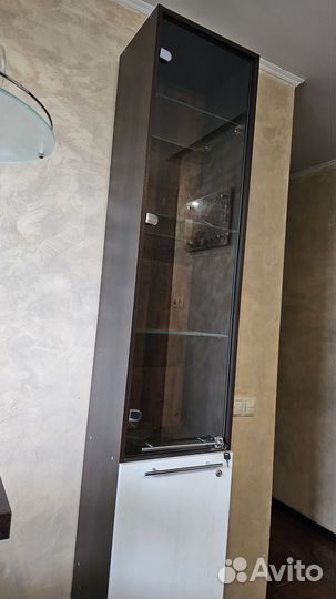 Продается шкаф- пенал