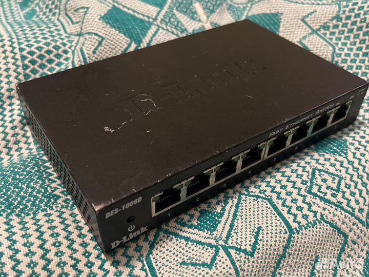 Коммутатор свитч d-link DES-1008D