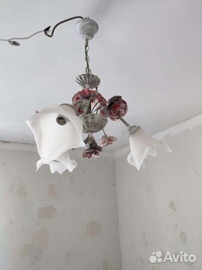 Люстра потолочная бу
