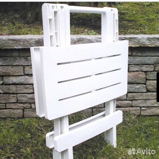 Складной столик белый пластиковый