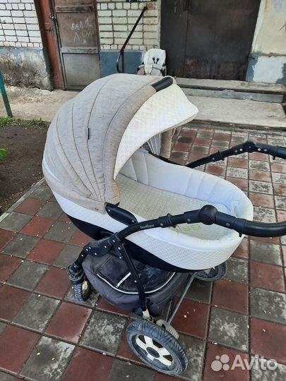 Продам коляску 3 в 1