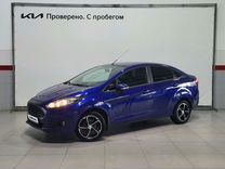 Ford Fiesta 1.6 AMT, 2015, 83 000 км, с пробегом, цена 920 000 руб.