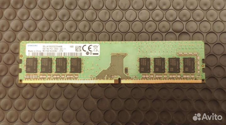 Модуль памяти DDR 4 Samsung 8Гб, не рабочий