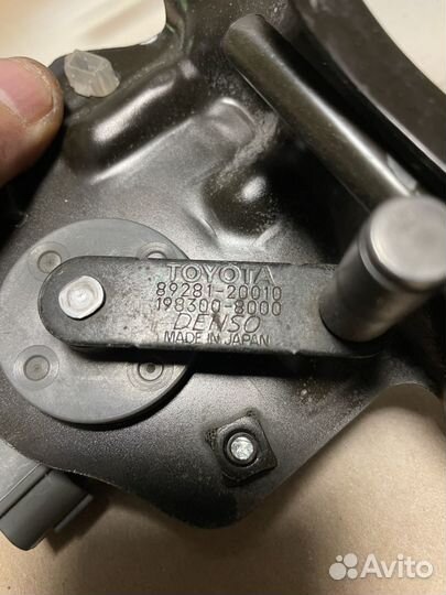 Педаль газа Тойота Avensis и другое мотора 2С те