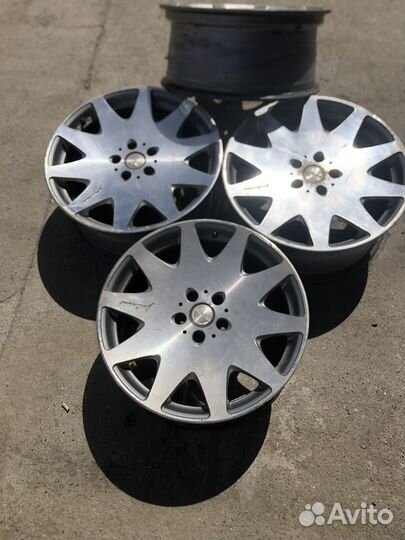 Продаю диски venerdi r19 5x114.3