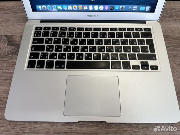 MacBook Air 13 2017 i7/8GB/512GB