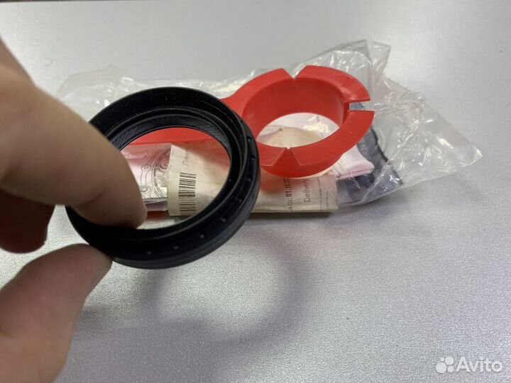 Сальник привода ford focus 3. 2.0 литра оригинал