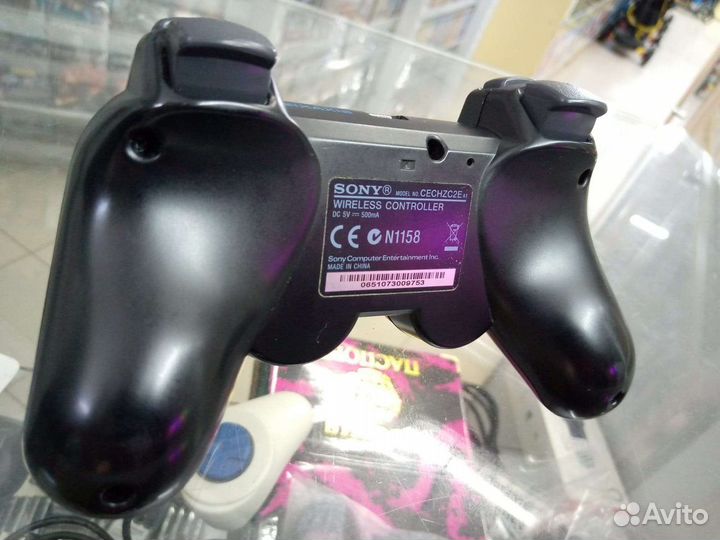 Джойстик на PS3 оригинал