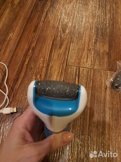 Пилка электрическая Scholl новая + 2 насадки