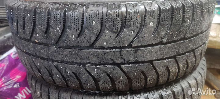 Bridgestone Ice Cruiser 7000 195/65 R15