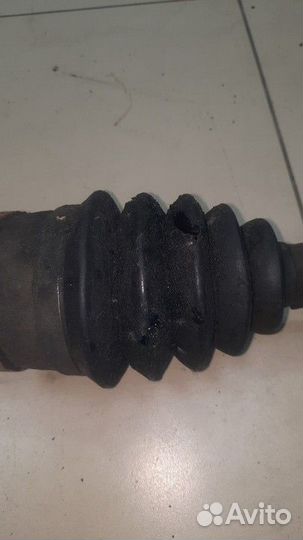 Полуось (привод) передняя правая Nissan Primera