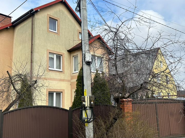 Таунхаус 160 м² на участке 4 сот.