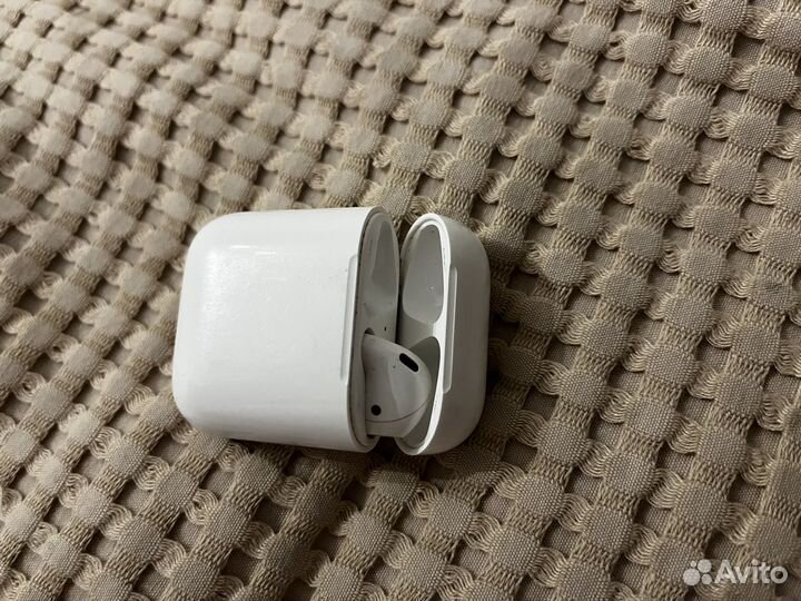 Airpods 1