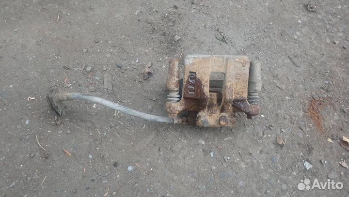 Суппорт тормозной задний правый Mitsubishi ASX 20