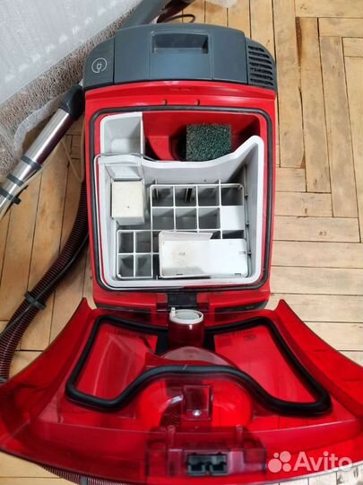 Моющий пылесос Thomas smarty