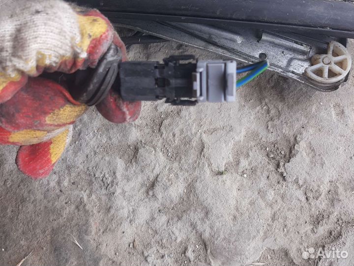 Стеклоподьемник задний правый SLK R170