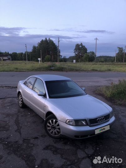 Audi A4 1.8 МТ, 1998, 250 000 км