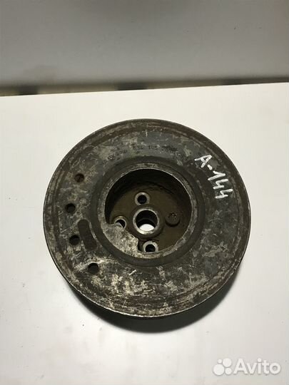 Шкив коленвала Audi 100C3