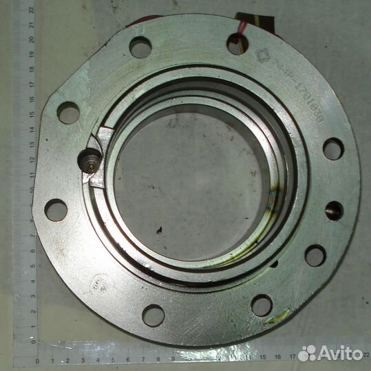 К-744 Обойма левая вала ведущего 744Р-17.01.030 А