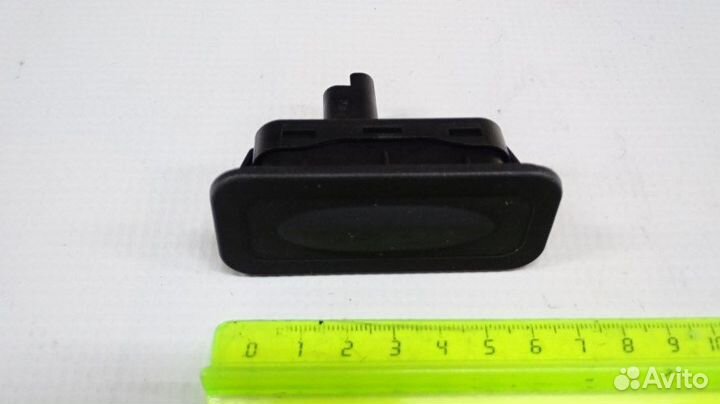 Кнопка открывания багажника Renault Kangoo II