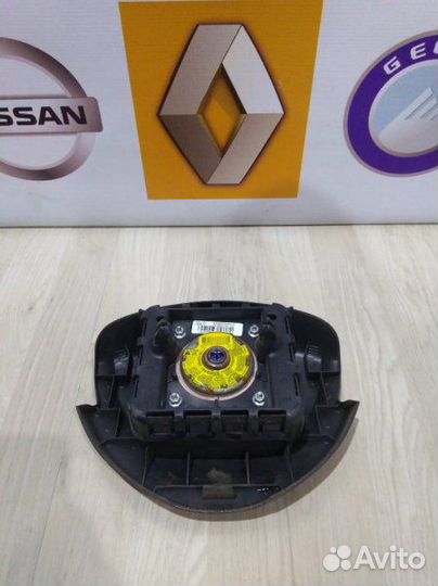 Подушка в руль Airbag водителя Renault logan