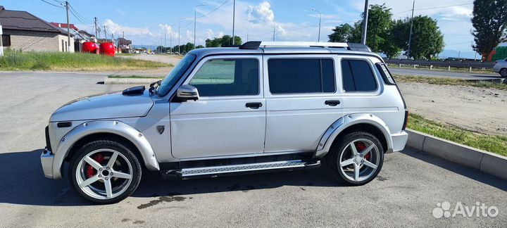 LADA 4x4 (Нива) 1.7 МТ, 2016, 350 000 км