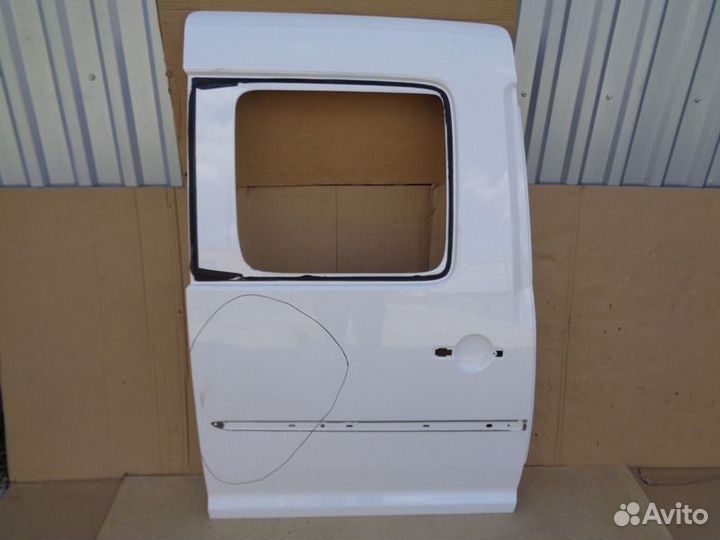 VW Caddy Maxi дверь сдвижная правая 2K3843108A б/у