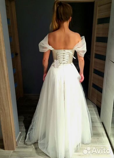 Свадебное платье 42 44 новое