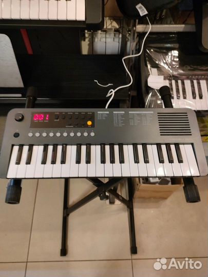 Синтезатор Medeli MK37
